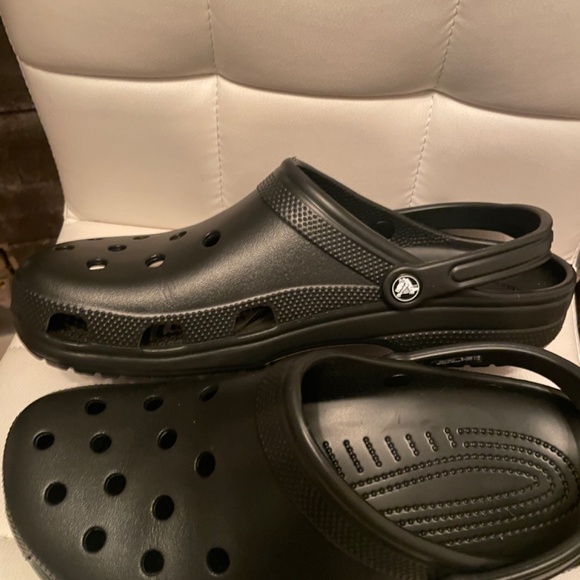 Crocs - Picture 3 of 3